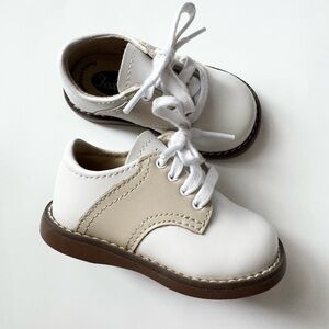 FootMates Classic White and Tan Kids Dress Shoes
